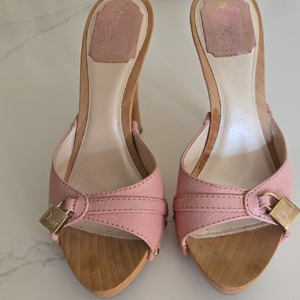 Dior Vintage  Pink Leather Open-Toe Heeled Sandals with Dior Lock